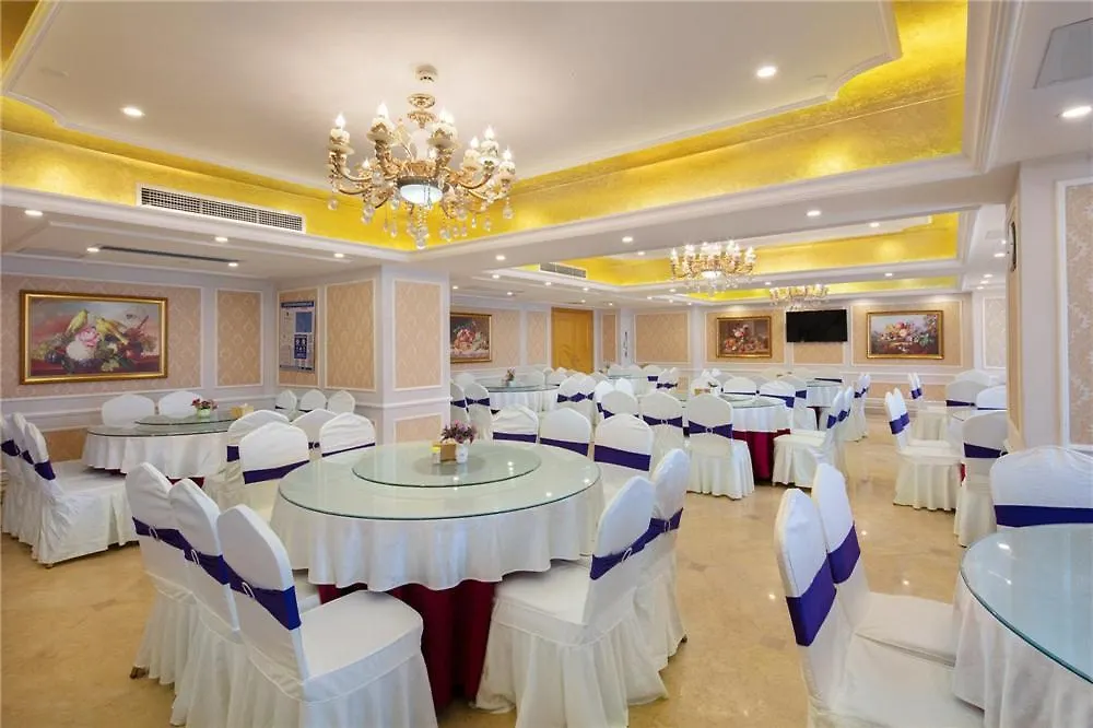 Vienna Hotel Zhengzhou Zhongyuan Futa 3*,  Chine