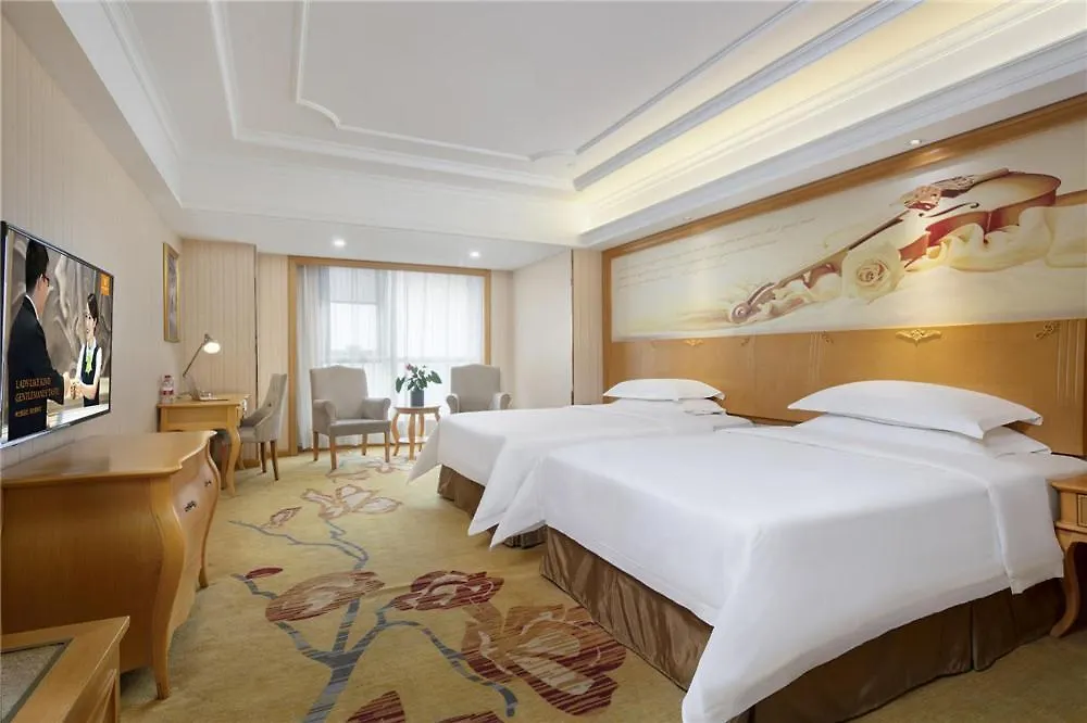 Vienna Hotel Zhengzhou Zhongyuan Futa